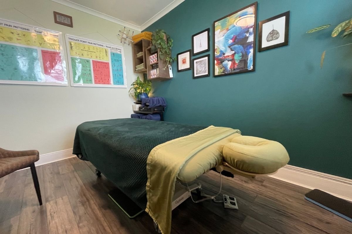 A calm and professional specialist treatment room in London, designed to provide a safe, quiet environment for those with fibromyalgia and sensory sensitivity.